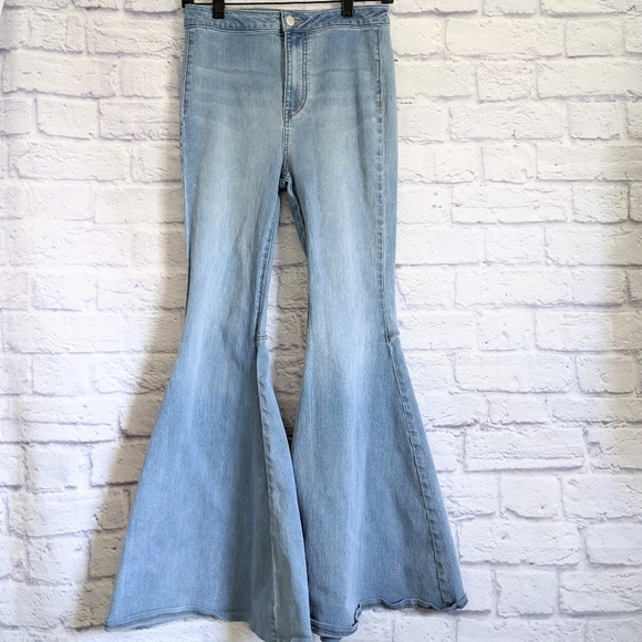 Free People Float On Super Flare Jeans 27 Bermondsey Blue Denim Boho - Picture 4 of 9